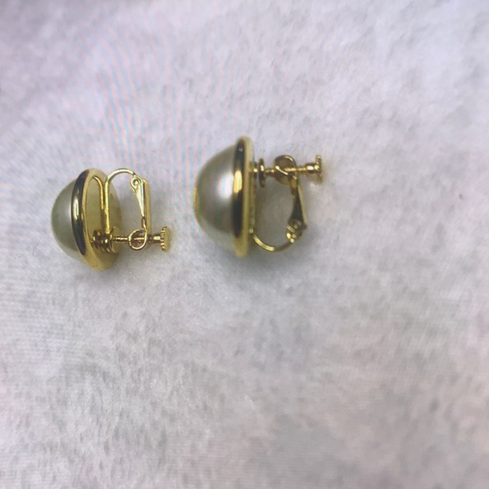 Lustrous Gold Pearl Button Earrings - Picture 3 of 4